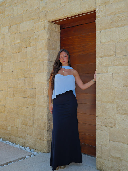 Vestido assimétrico em gaze bicolor azul-marinho