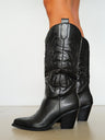 Bota alta de cowboy negra