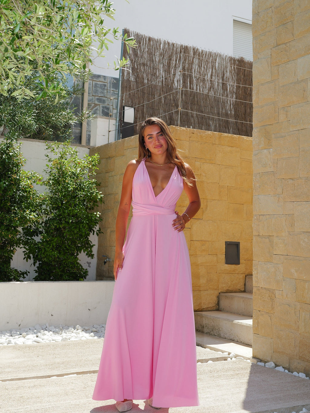 Vestido comprido em tons de rosa