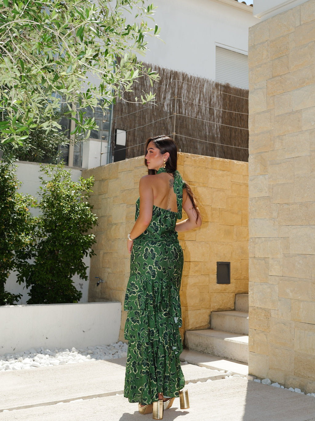 Conjunto halter estampado com folhos, verde