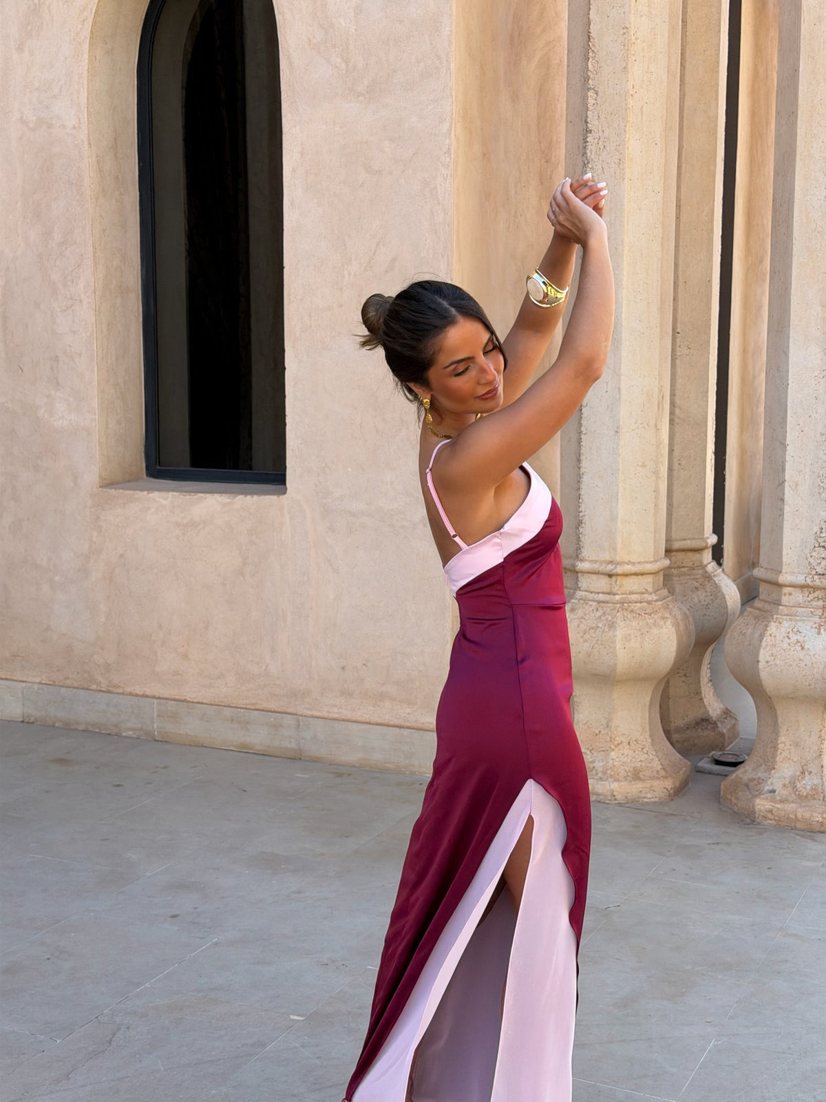 Macarena / Vestido bordô