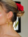 Pendientes de aro con flores doradas