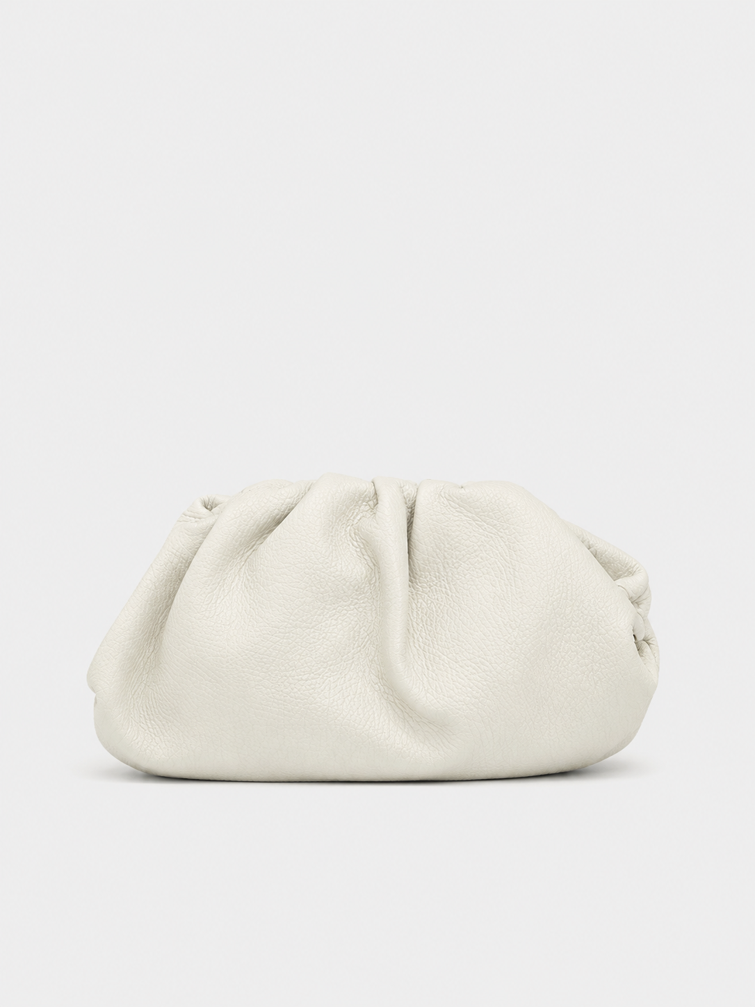 Clutch em pele creme tipo «bombonera»
