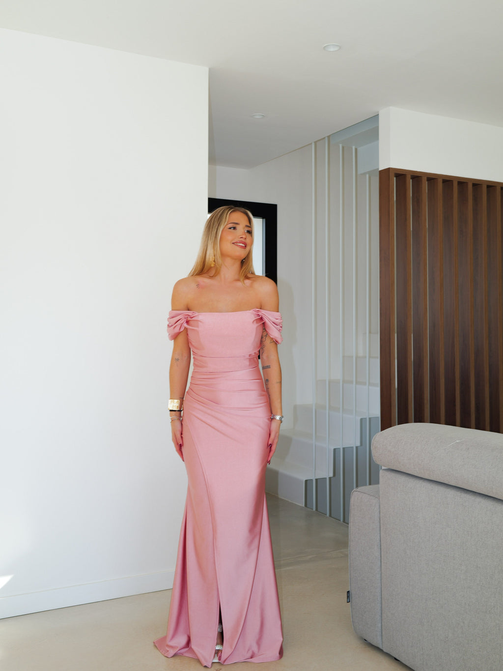 Vestido com mangas curtas cor-de-rosa