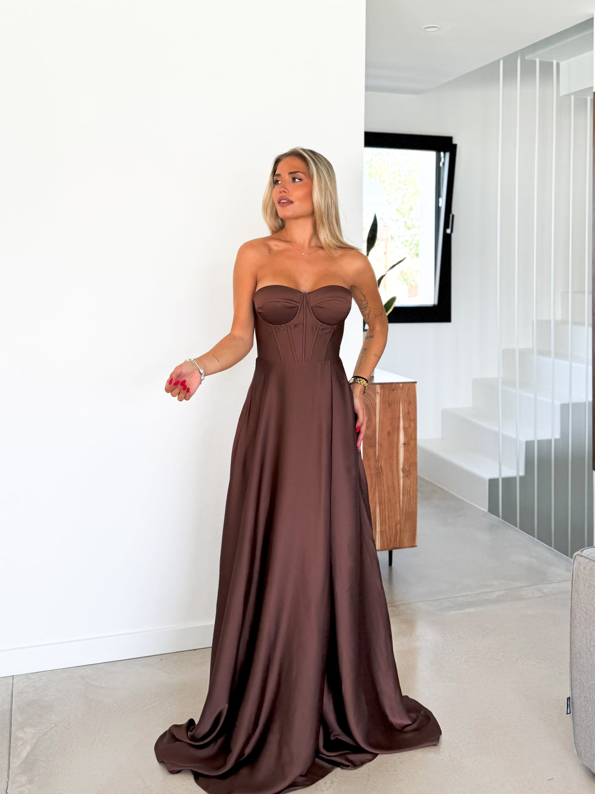 Vestido tipo corpete com a palavra «chocolate»