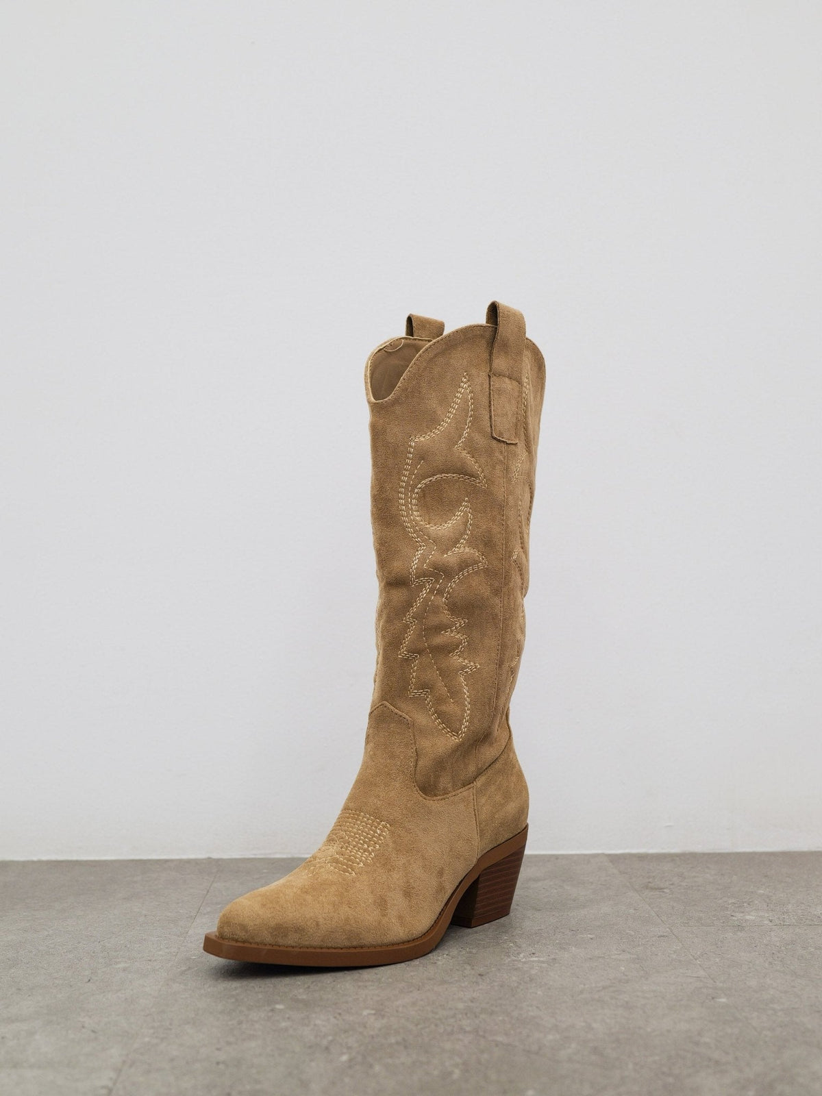 Bota de biqueira em estilo cowboy bege