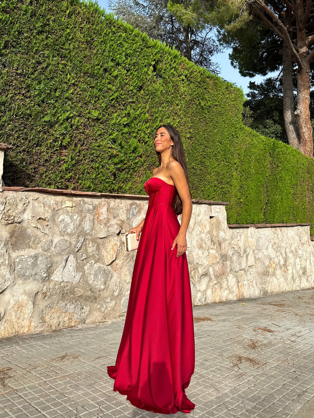 Vestido tipo corpete na cor vinho