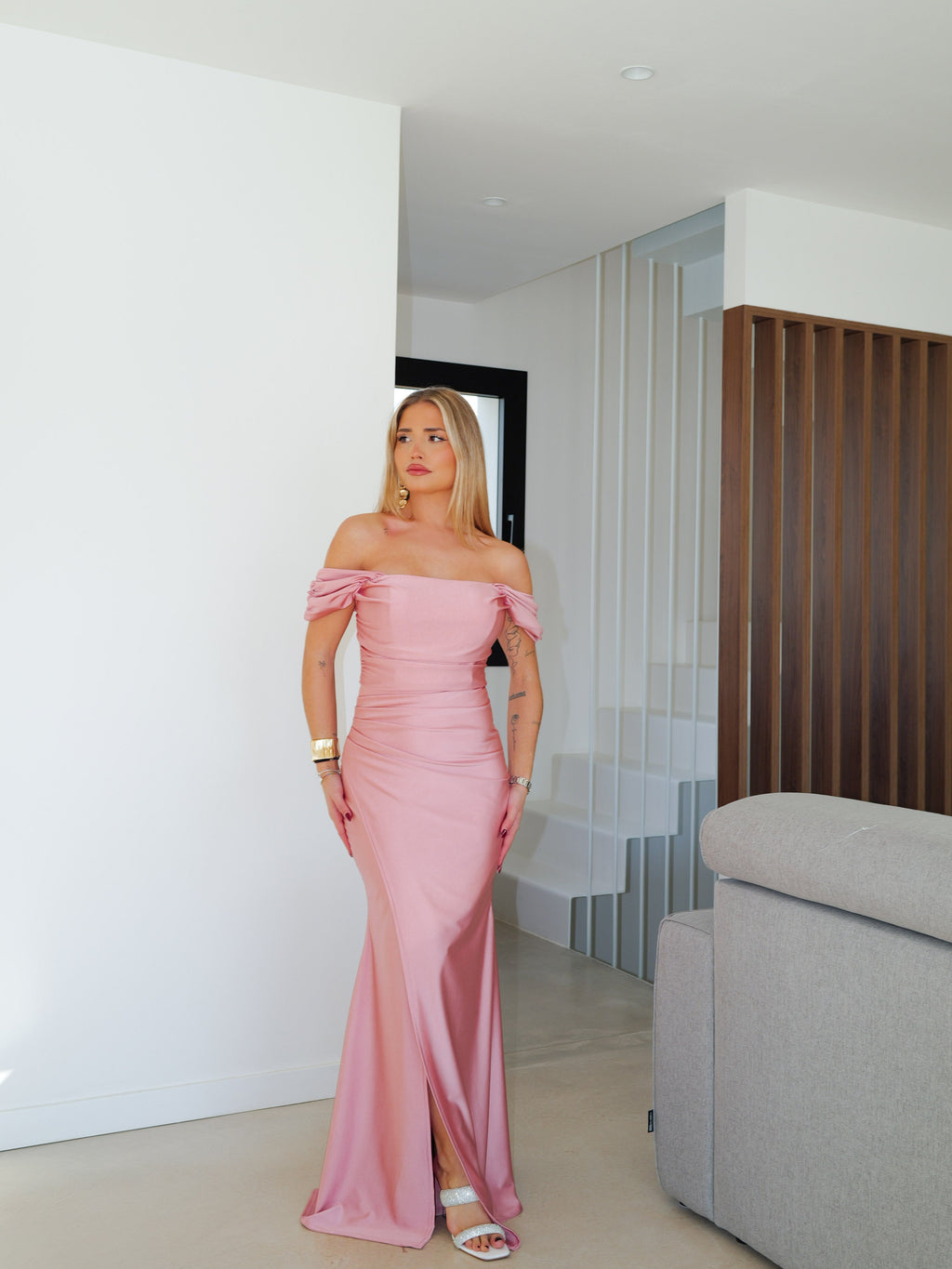 Vestido com mangas curtas cor-de-rosa