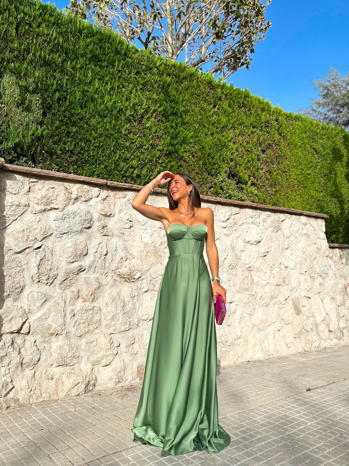 Vestido tipo corpete na cor azeitona