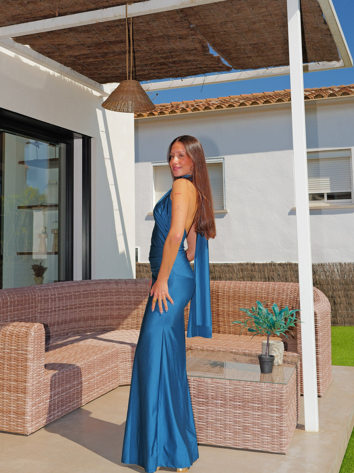 Vestido halter franzido nas costas, cor petróleo
