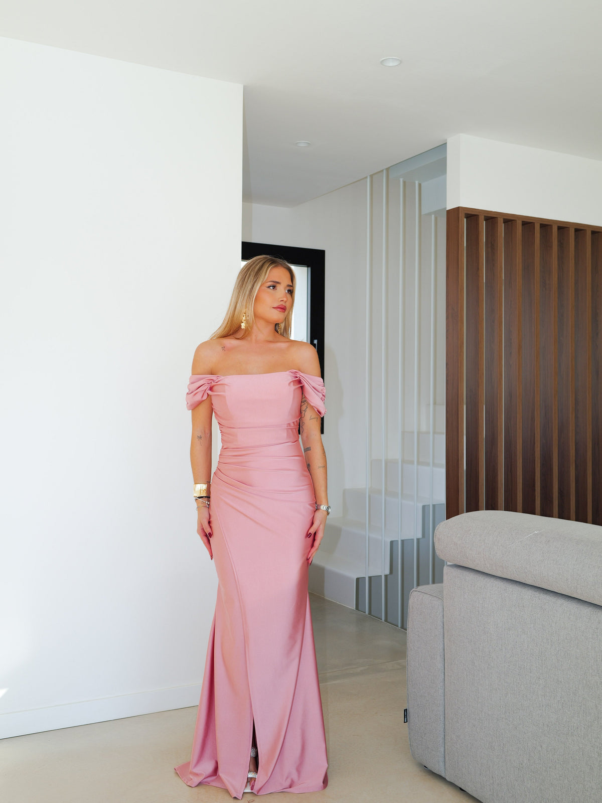 Vestido com mangas curtas cor-de-rosa