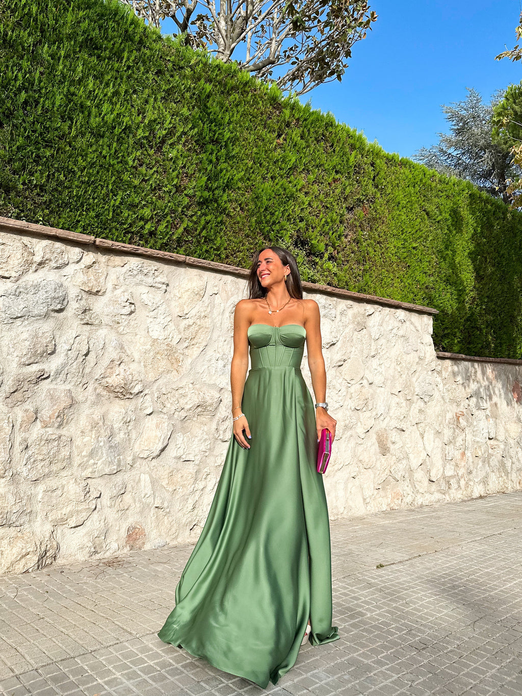 Vestido tipo corpete na cor azeitona
