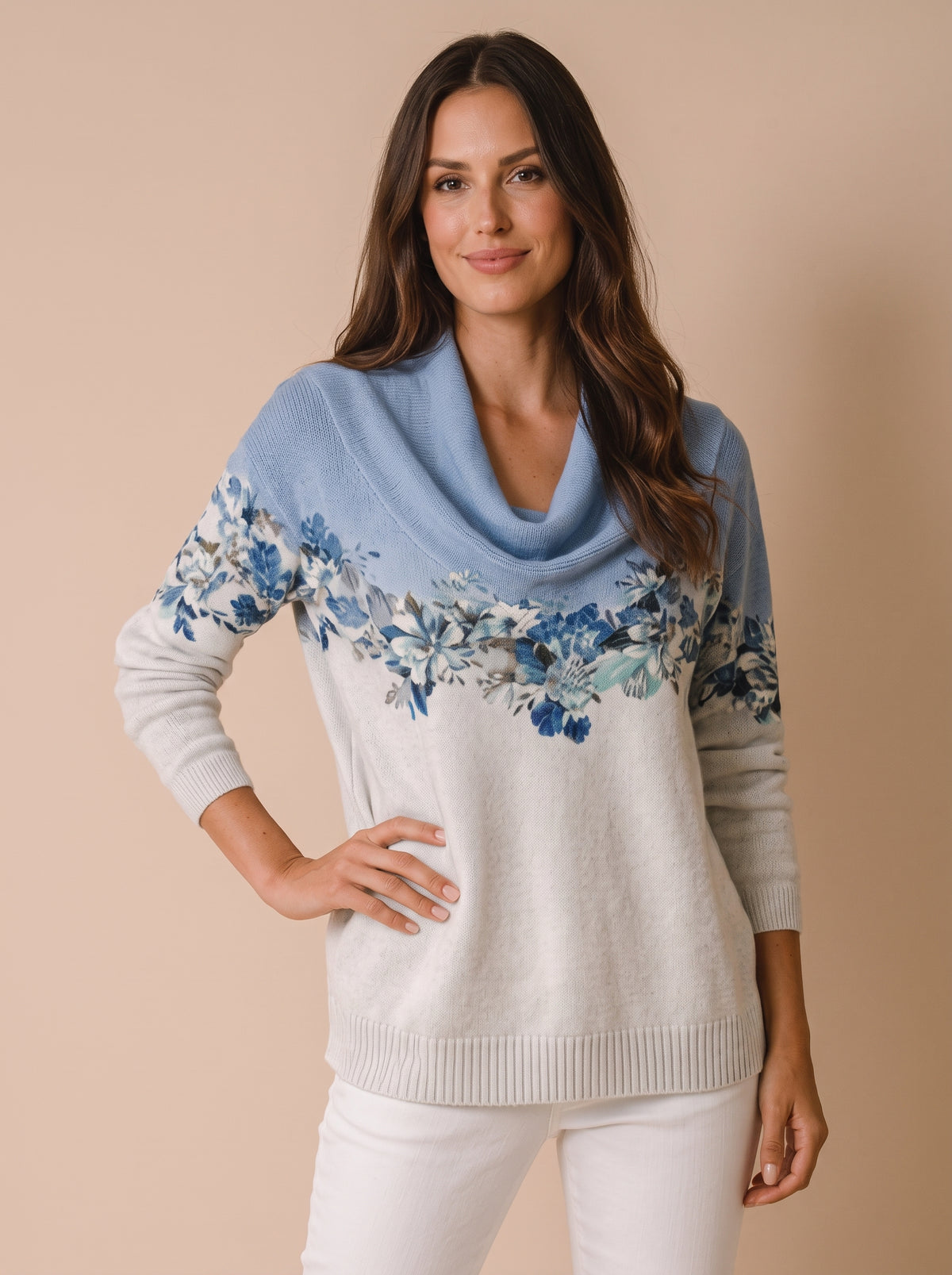 Jersey floral con cuello drapeado