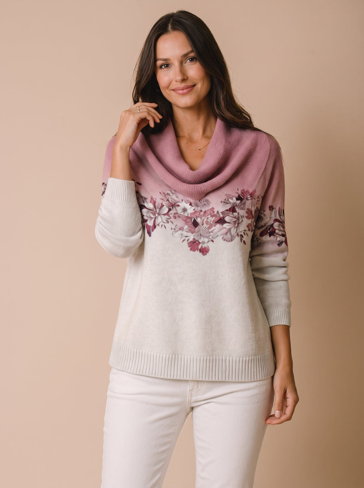 Jersey floral con cuello drapeado