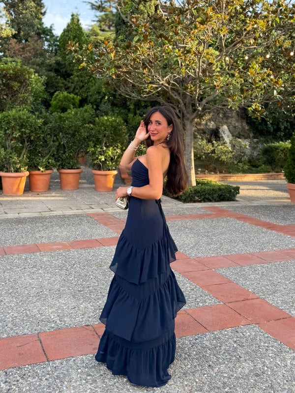 Vestido com estampa de tule e detalhes em azul-marinho