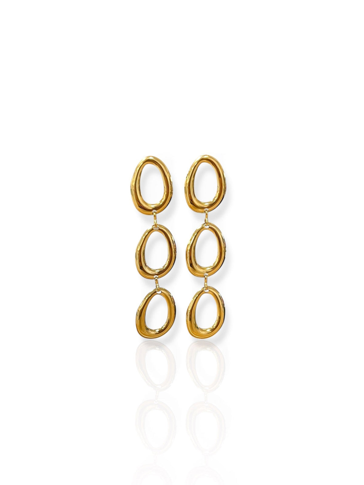 Brincos em cascata, ovais, com relevo dourado